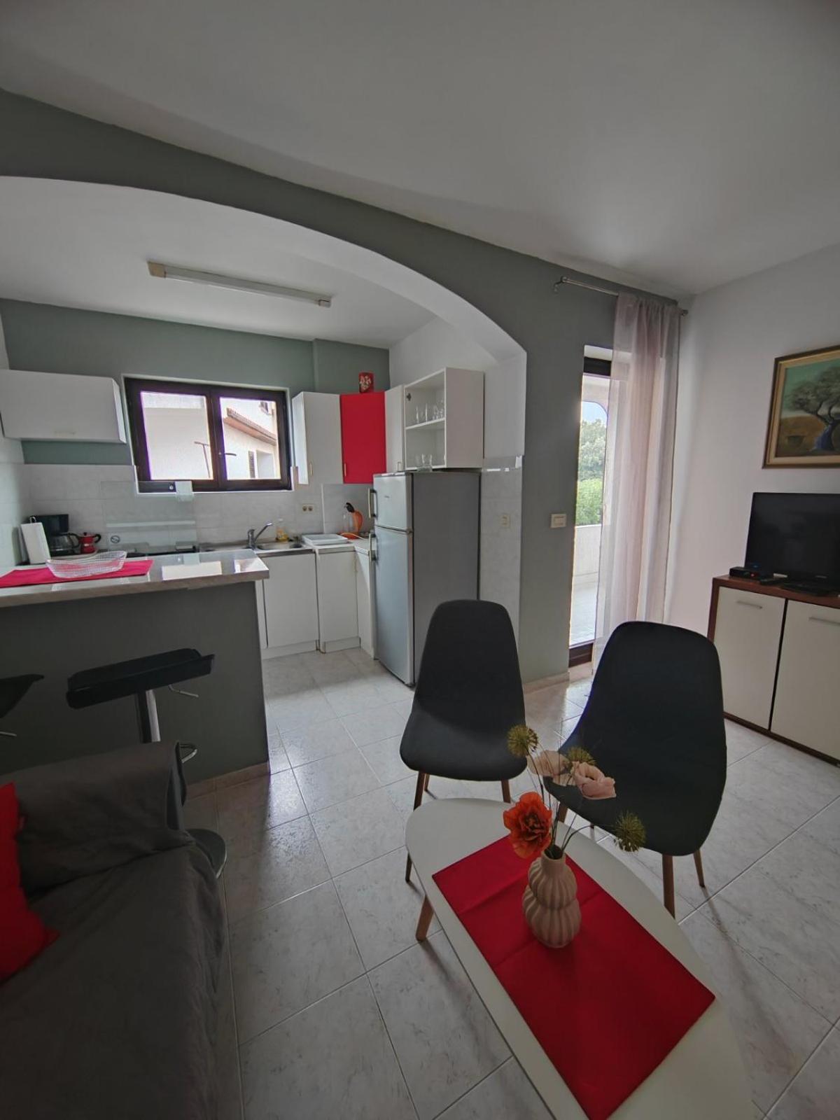 Apartment Vilma Ровінь Екстер'єр фото